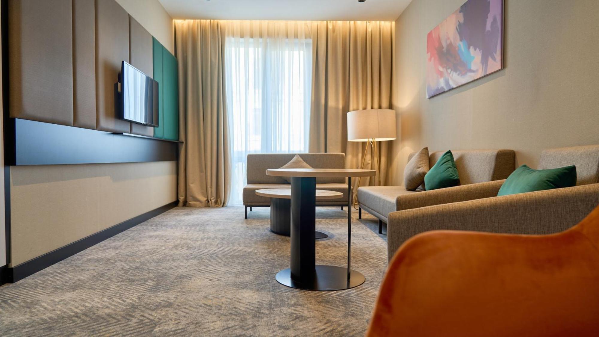 Holiday Inn Tashkent City By Ihg Eksteriør bilde