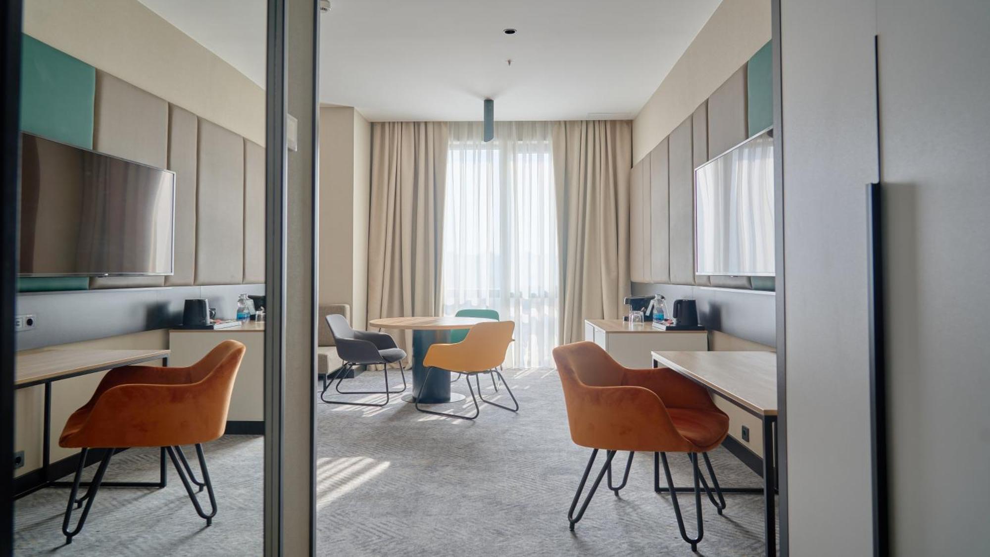 Holiday Inn Tashkent City By Ihg Eksteriør bilde